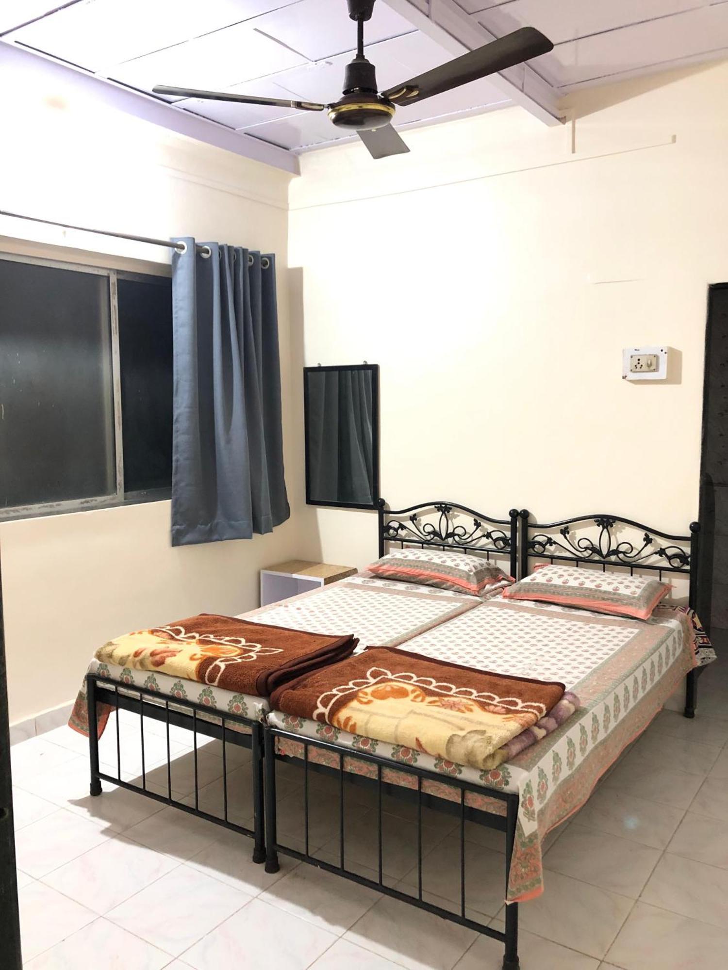 Sameena Guest House 潘奇加尼 外观 照片