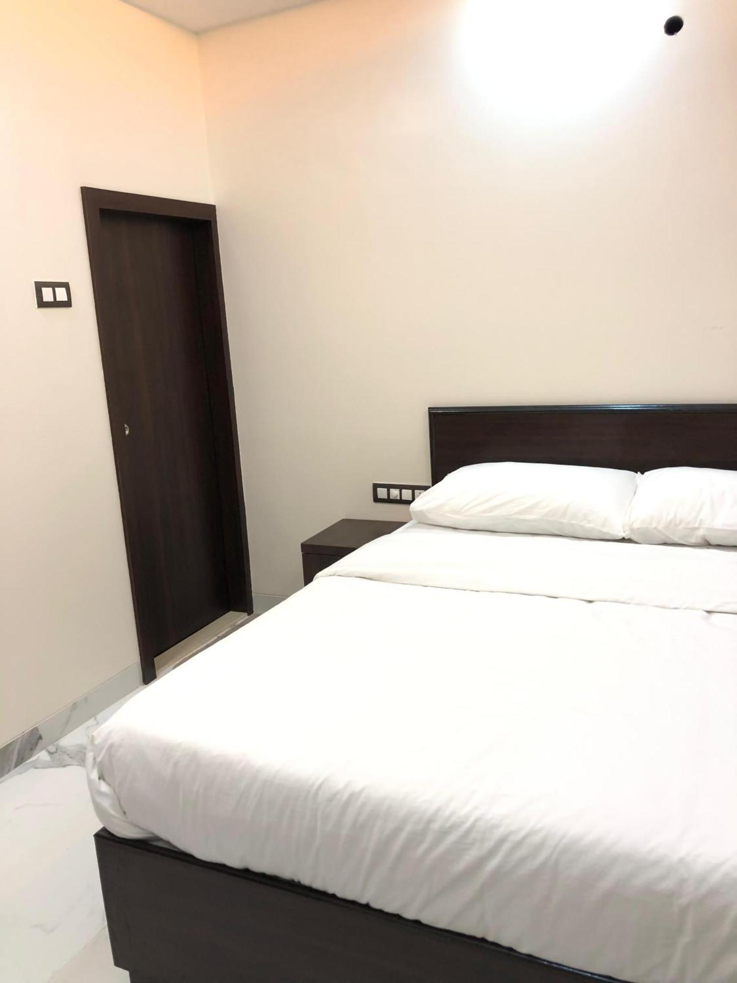Sameena Guest House 潘奇加尼 外观 照片