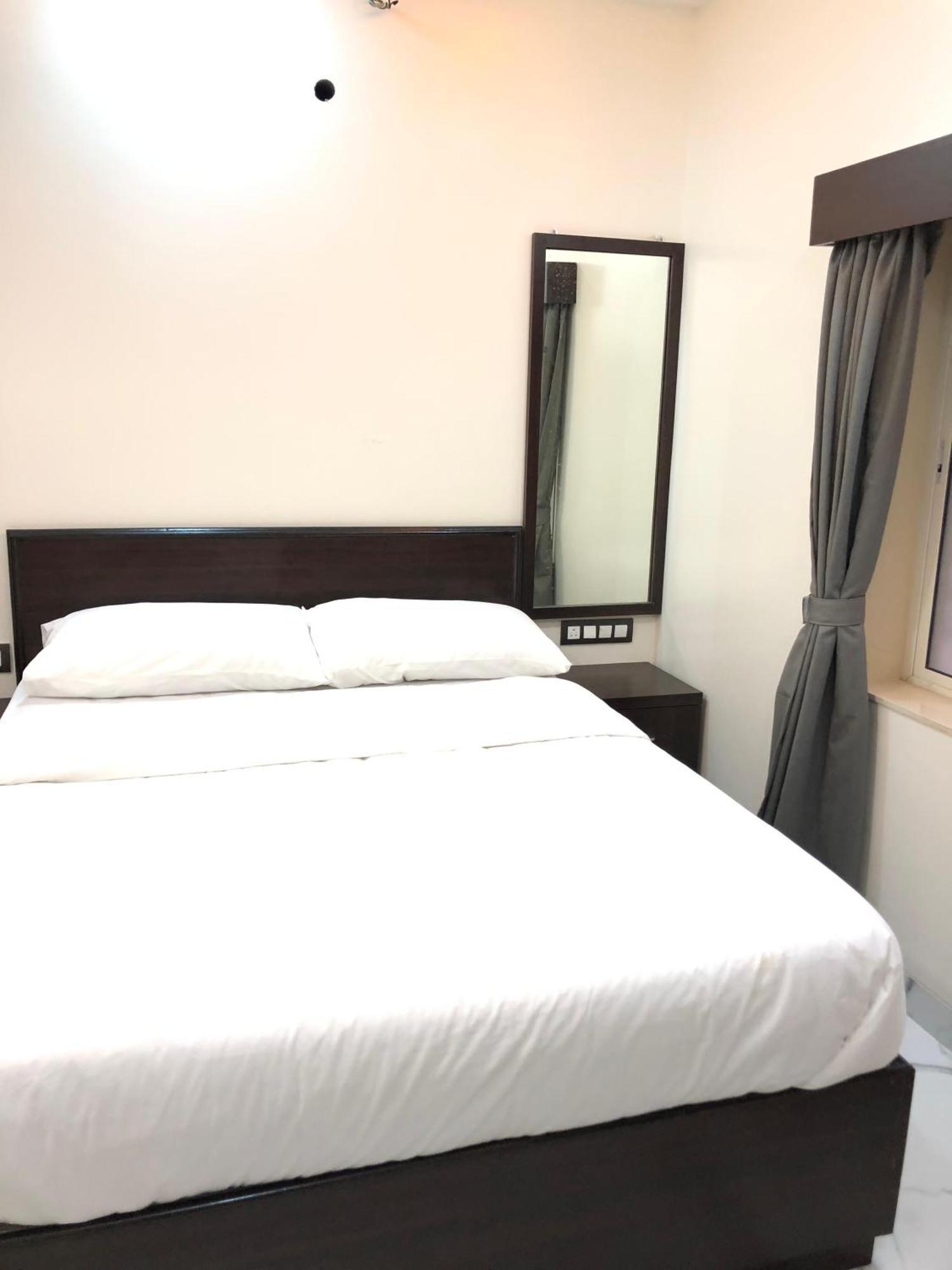Sameena Guest House 潘奇加尼 外观 照片