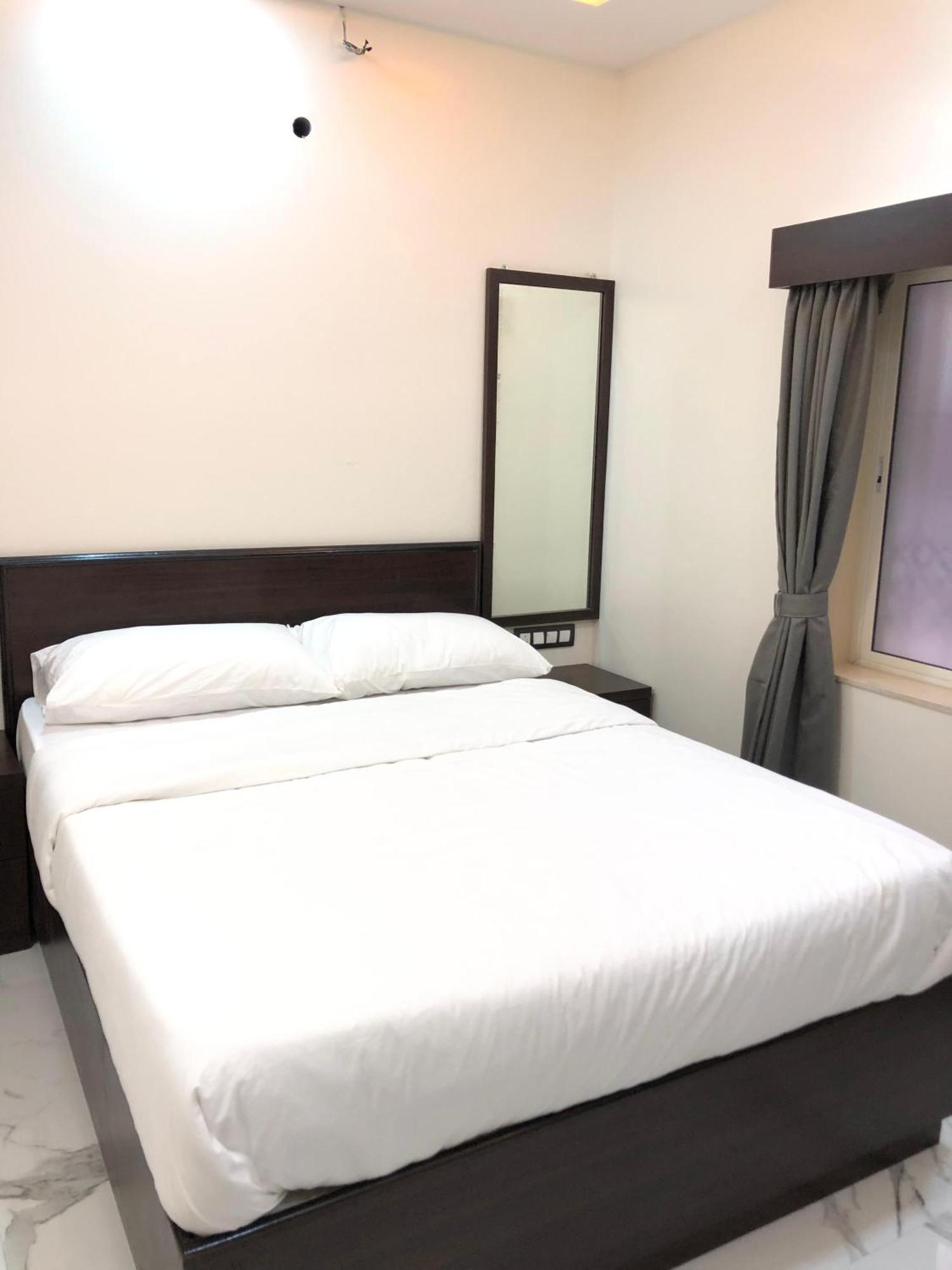 Sameena Guest House 潘奇加尼 外观 照片