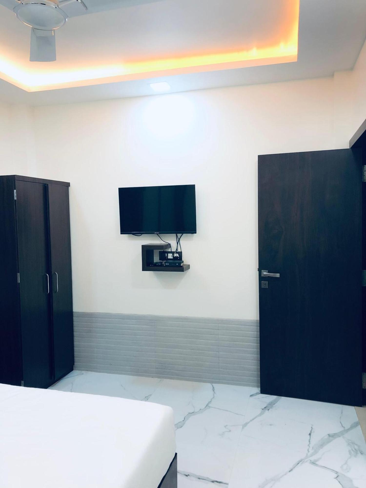 Sameena Guest House 潘奇加尼 外观 照片