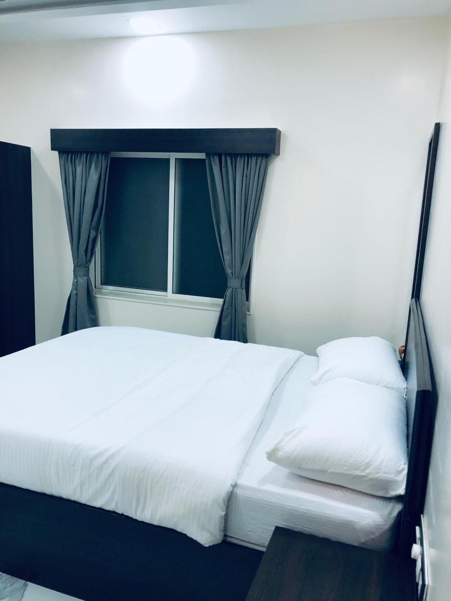 Sameena Guest House 潘奇加尼 外观 照片
